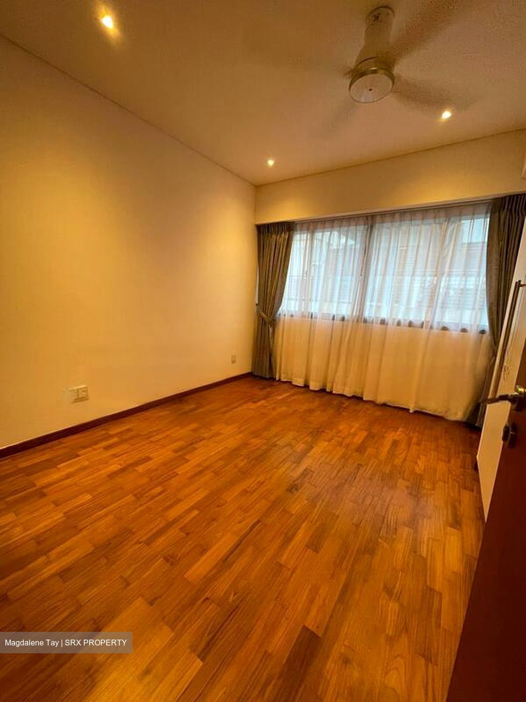 Goldenhill Villas (D19), Terrace #455572301